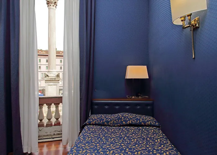 Pensión Domus Maggiore 4*