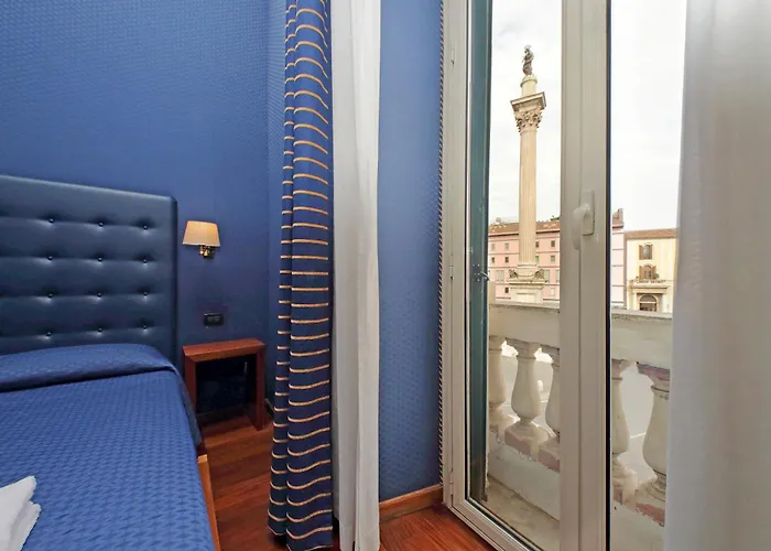 Domus Maggiore Pensión 4*