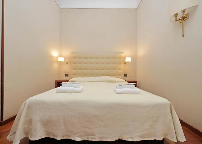Pensión Domus Maggiore 4*